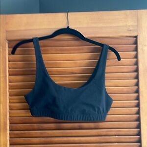 Vuori Daily Black Sports Bra